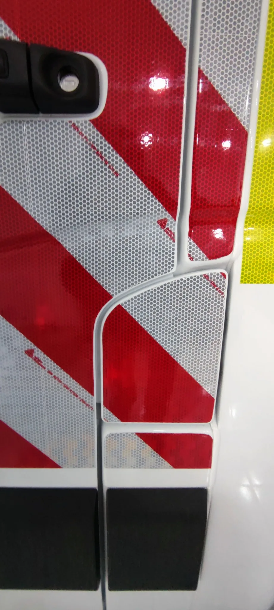Vehículo de señalización — proceso — trabajo real realizado por Rotulame Car Wrapping en Valencia